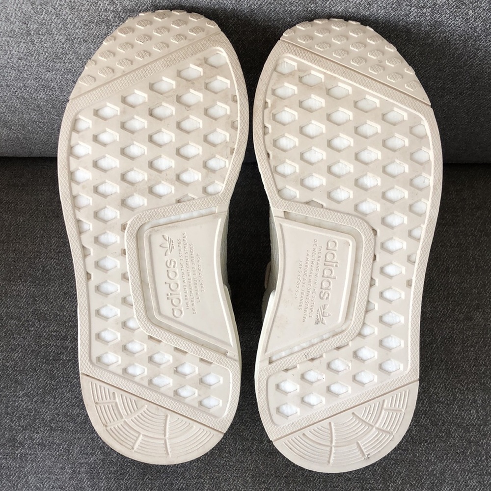 NWOT! - ADIDAS x DISNEY The Little Mermaid NMD R1 Athletic Shoes - Picture 12 of 16